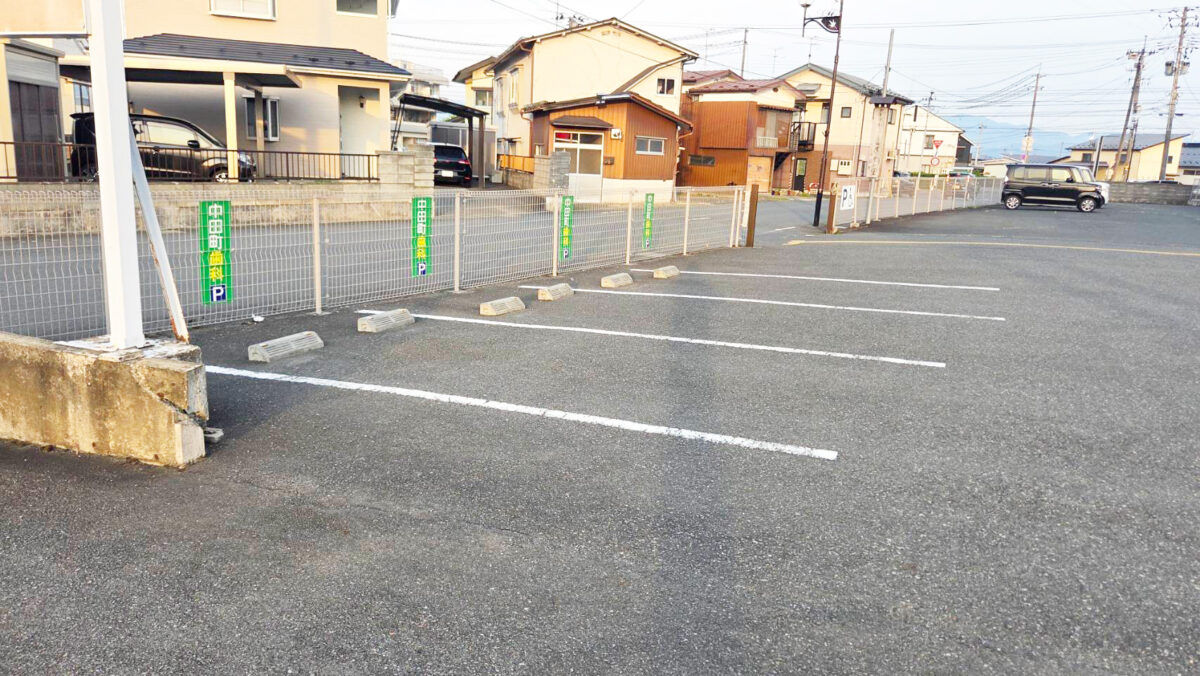 中田町歯科医院　駐車場のご案内